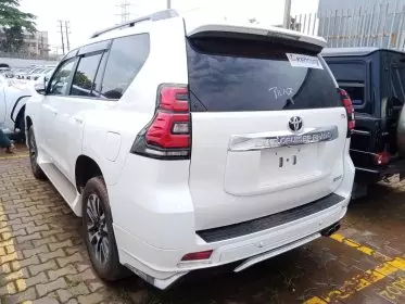 Toyota Landcruiser Prado