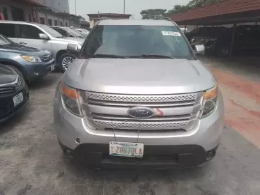 Ford EXPLORER 3.5L