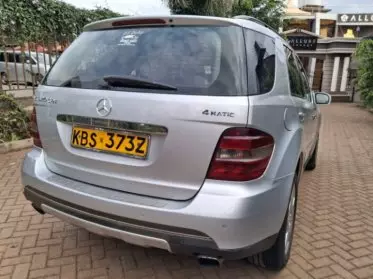 Mercedes-Benz S 320