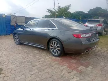 Lincoln Continental