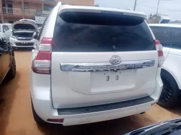 Toyota Landcruiser Prado