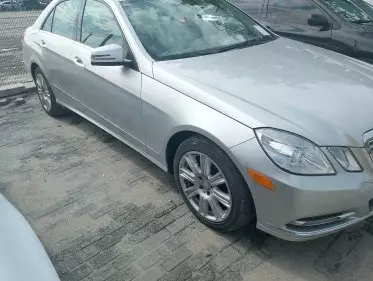 Mercedes-Benz E 350