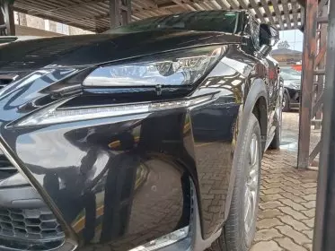 Lexus NX300h Hybrid