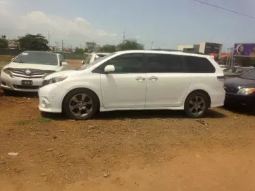 Toyota Sienna