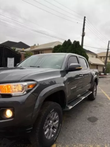 Toyota Tacoma