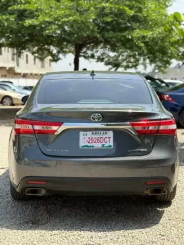 Toyota Avalon
