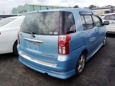 Toyota Raum