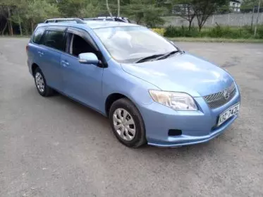 Toyota Fielder 