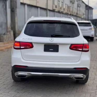 Mercedes-Benz GLC 300