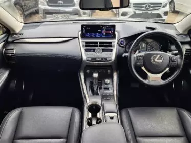 Lexus NX300h Hybrid