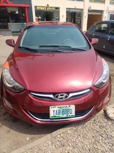 Hyundai Elantra