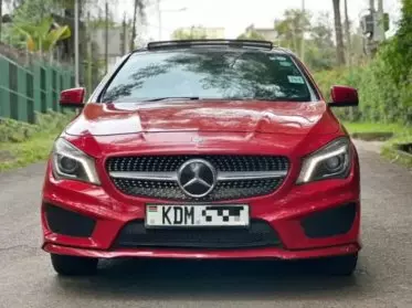 Mercedes-Benz CLA 180