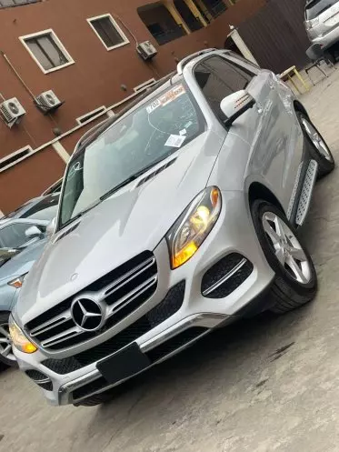 Mercedes-Benz GLE 350