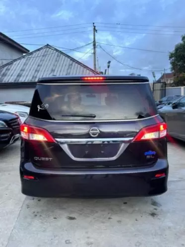 Nissan Quest