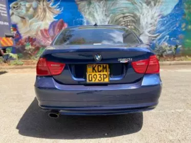 BMW 320i