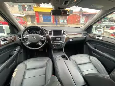 Mercedes-Benz ML 350