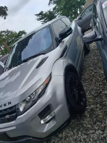RANGE ROVER Vogue