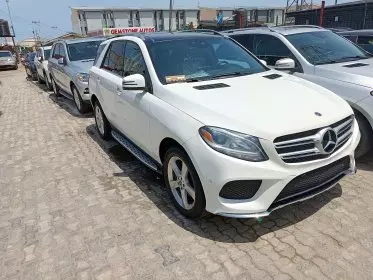 Mercedes-Benz GLE 350