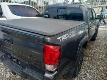 Toyota Tacoma
