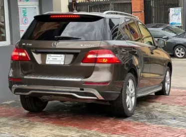 Mercedes-Benz ML 350