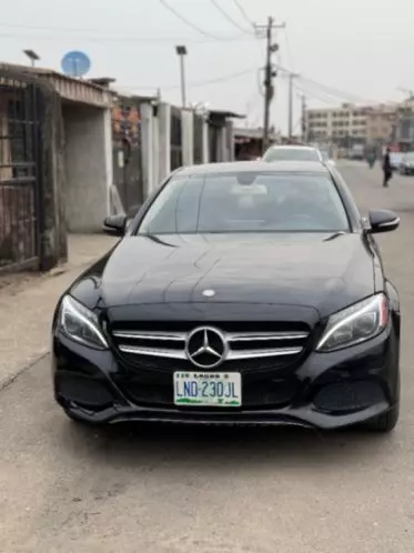 Mercedes-Benz C 300