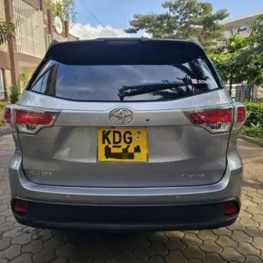 Toyota kluger