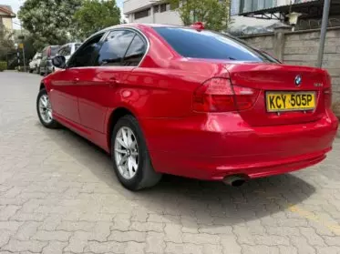 BMW 320i