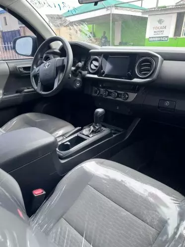 Toyota Tacoma