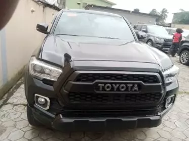 Toyota Tacoma
