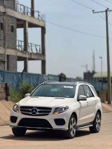 Mercedes-Benz GLE 350