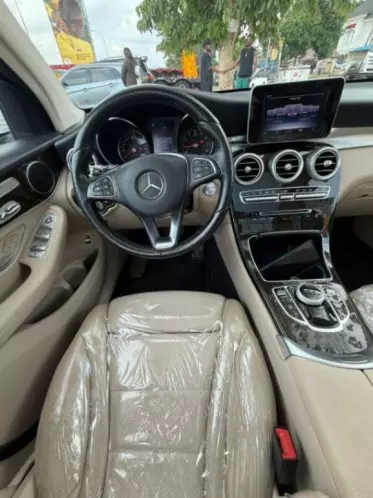 Mercedes-Benz GLC 300