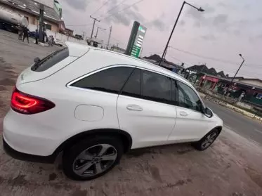 Mercedes-Benz GLC 300