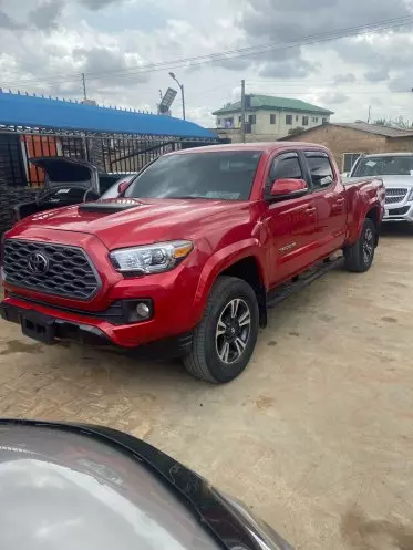 Toyota Tacoma