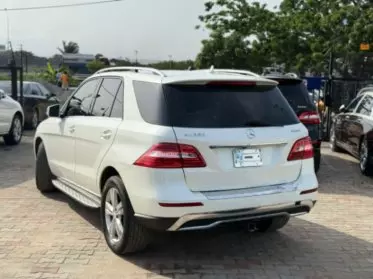Mercedes-Benz ML 350