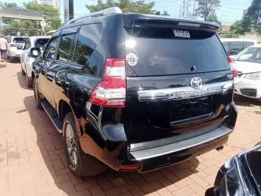 Toyota Landcruiser Prado