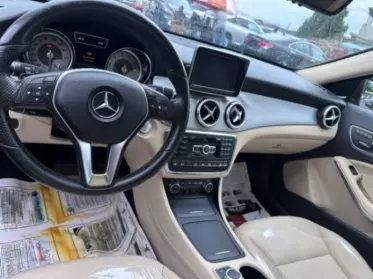 Mercedes-Benz GLA 250