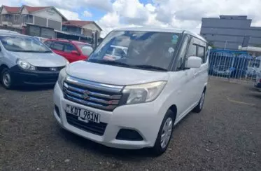 SUZUKI Solio