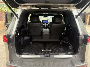 Lexus LX 600