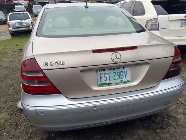 Mercedes-Benz E 320