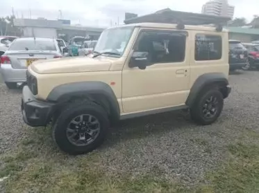 SUZUKI Sierra 