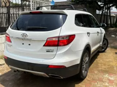 Hyundai Santa FE