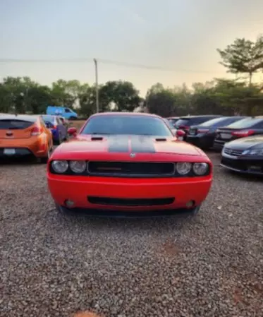 Dodge Challenger