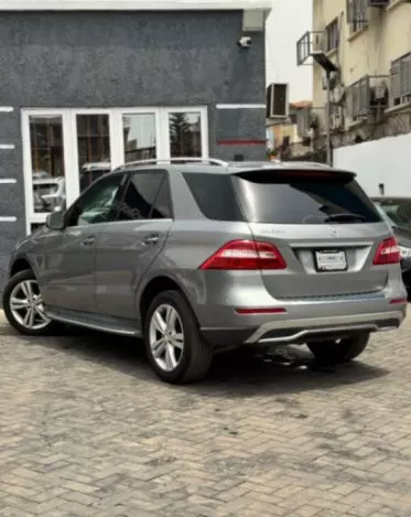 Mercedes-Benz ML 350