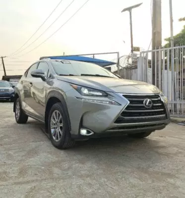 Lexus NX 200T