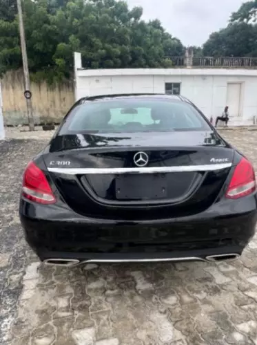 Mercedes-Benz C 300