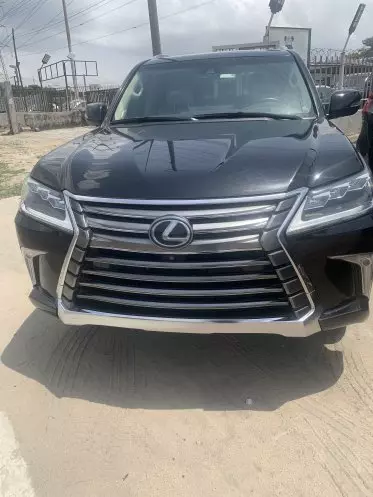Lexus LX 570