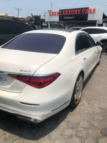 Mercedes-Benz S 500