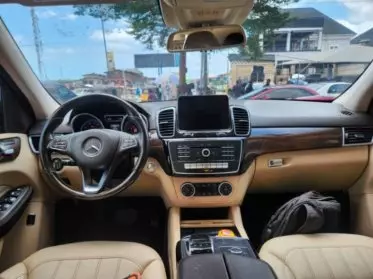Mercedes-Benz GLE 350