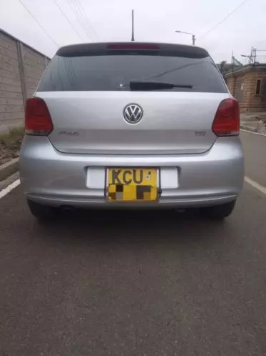 VOLKSWAGEN polo sedadan trend  ba ess
