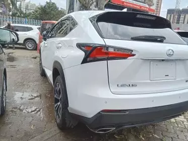 Lexus NX 200T